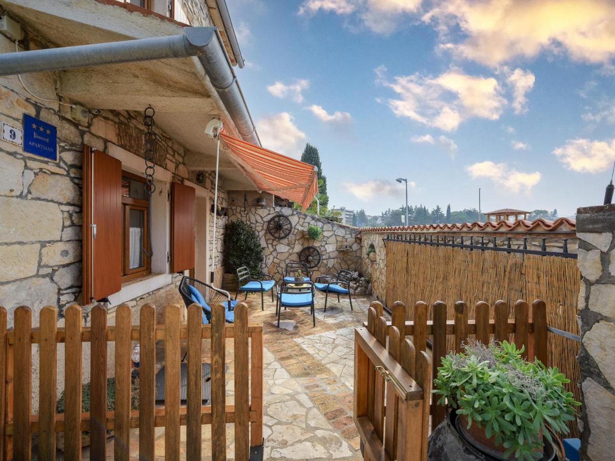 Casa Astrid By The Sea In Πόρετς Εξωτερικό φωτογραφία